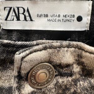ZARA Acid Wash Denim Jeans in Gray